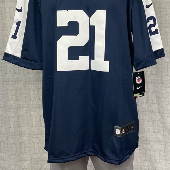 New Ezekiel Elliot Football Jersey Dallas Cowboys On Field - Picture 3 of 8